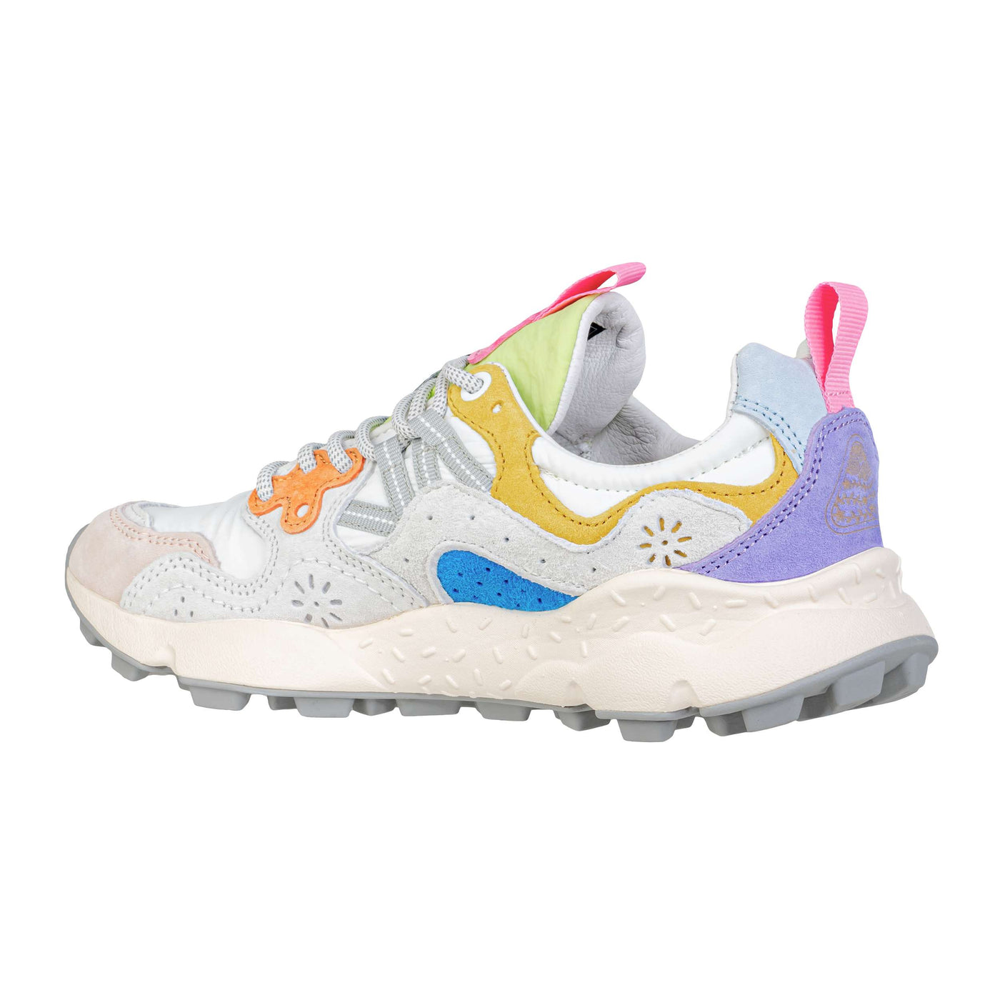 FLOWER MOUNTAIN YAMANO 3 WOMAN WHITE-PINK